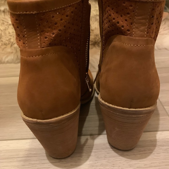 Anthropologie leather booties zip up whiskey color - Picture 4 of 7